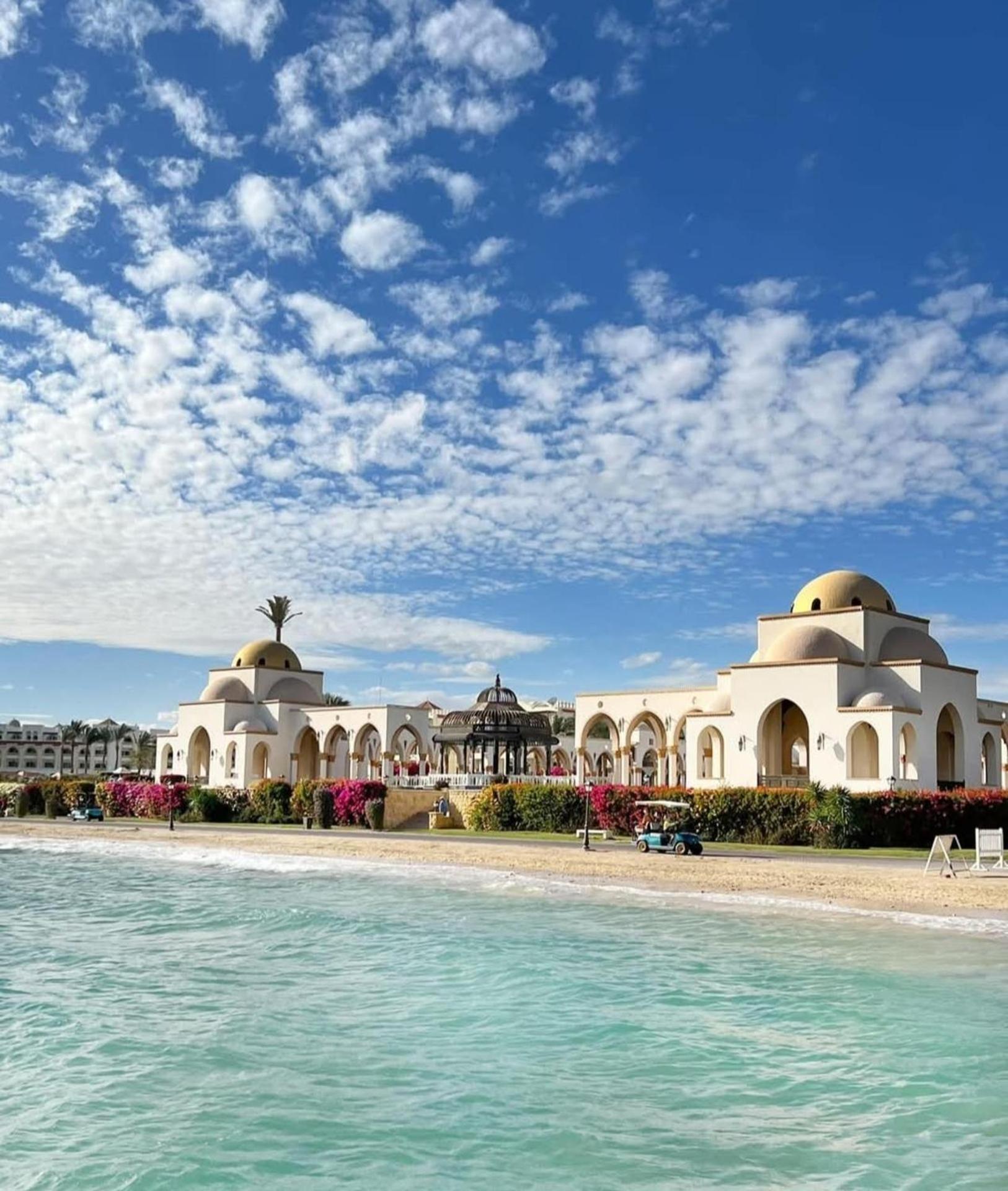 Sahl Hasheesh Beachfront 1br * הורגהדה